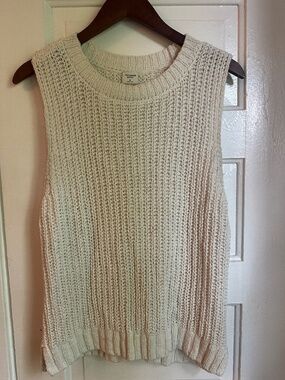Abercrombie & Fitch |  Cream Sleeveless Sweater